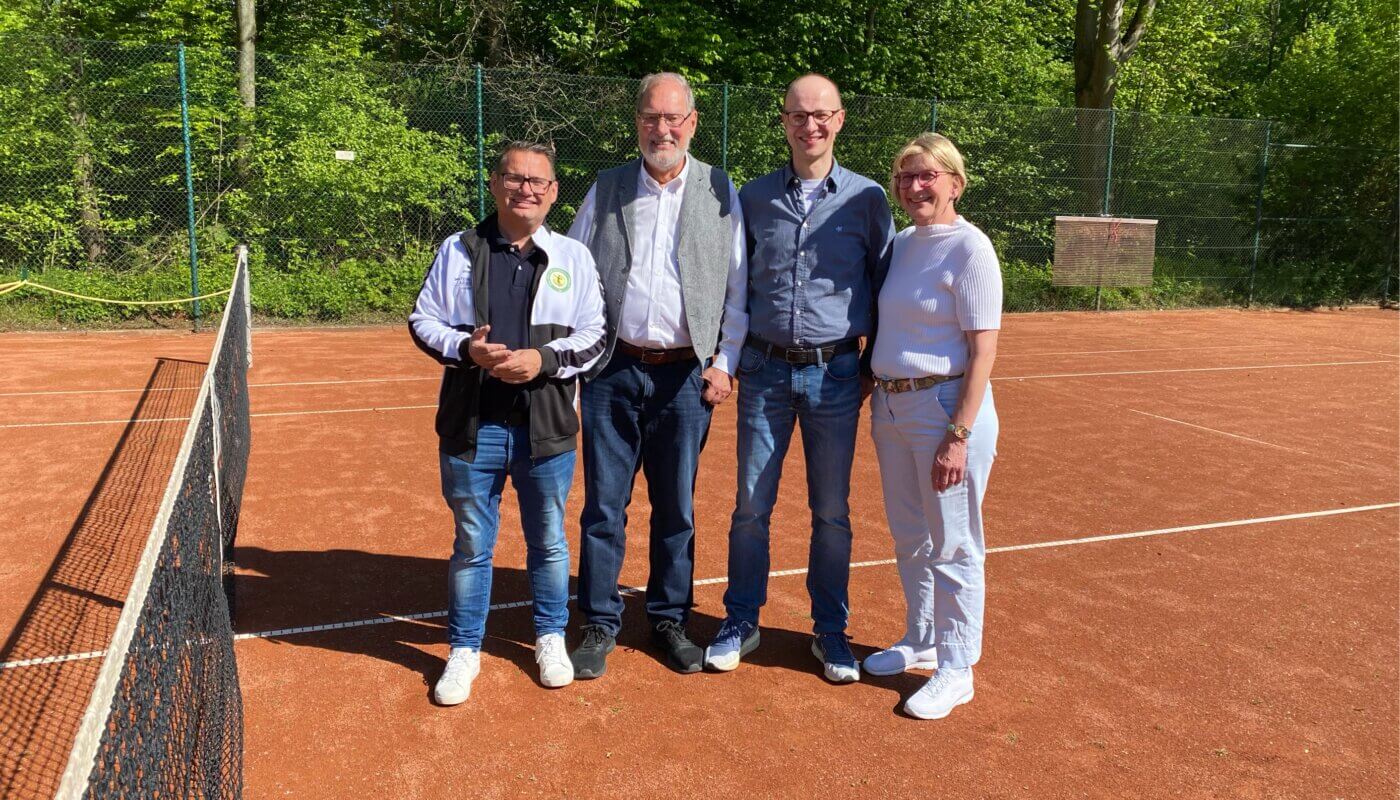 Volksbank unterstützt Tennisverein Benninghausen mit 2.750 Euro